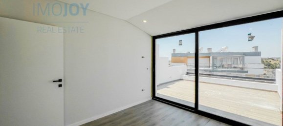 3 bedrooms House in Cascais, Portugal No. 104135 25