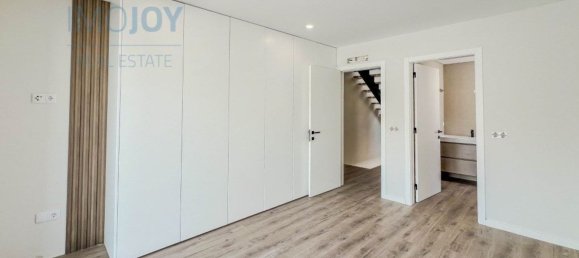 3 bedrooms House in Cascais, Portugal No. 104135 22