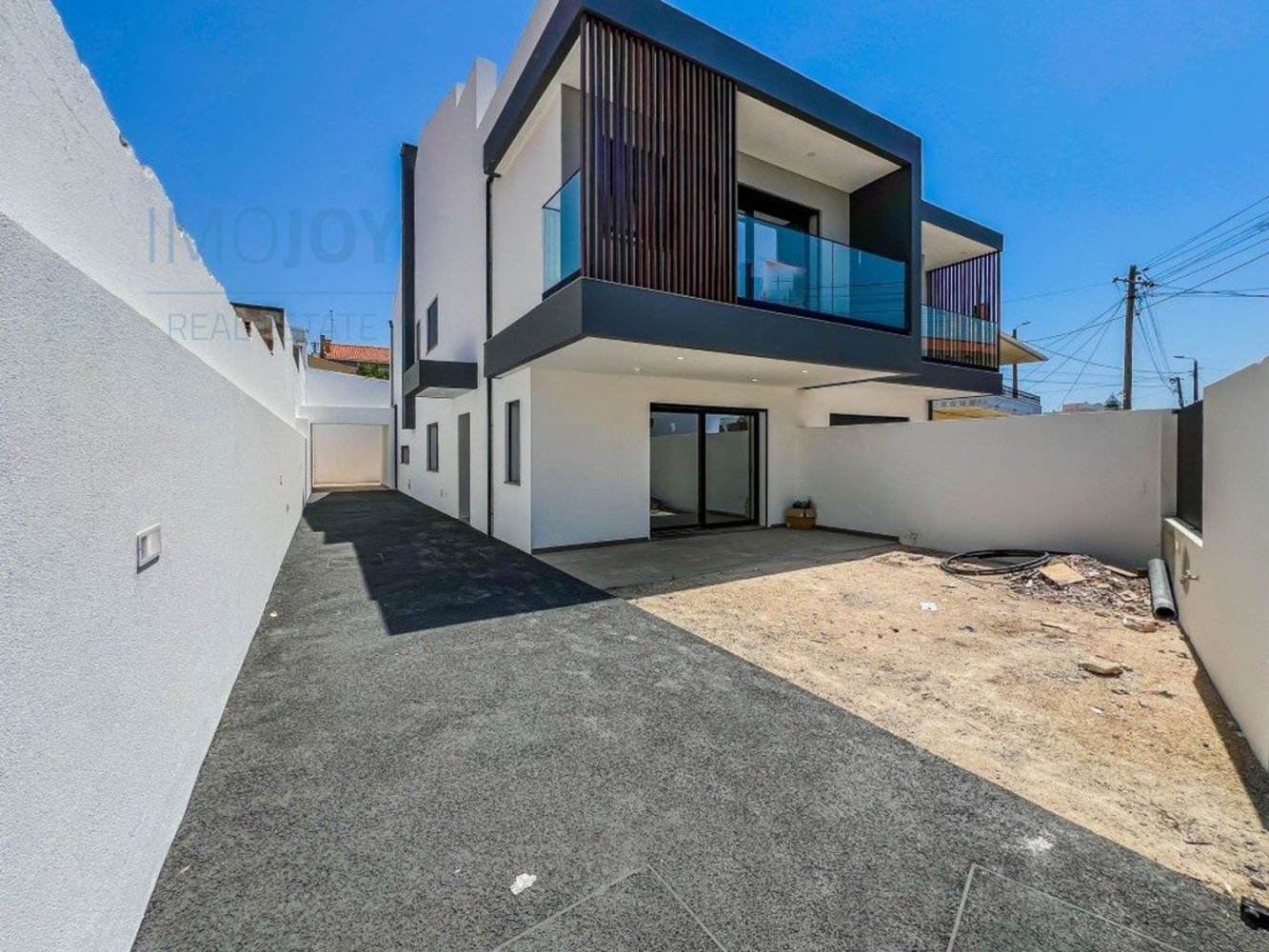 3 bedrooms House in Cascais, Portugal No. 104135