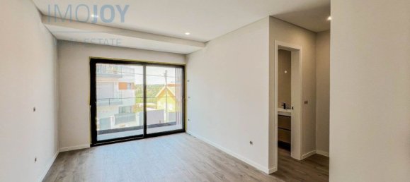 3 bedrooms House in Cascais, Portugal No. 104135 15