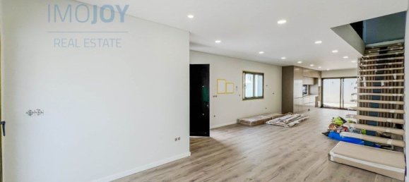 3 bedrooms House in Cascais, Portugal No. 104135 6