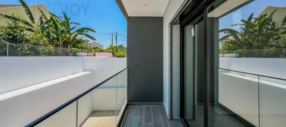 3 bedrooms House in Cascais, Portugal No. 104135 24