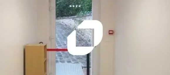 753m² Office in Les Clayes-sous-Bois, France No. 302388 7