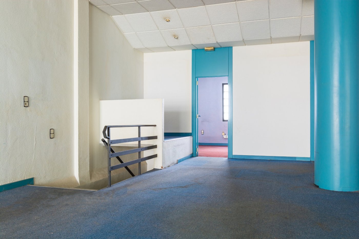 309m² Commercial property in Zaragoza, Spain No. 67698