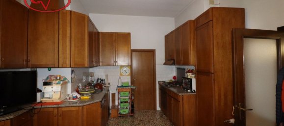 4-Zimmer Wohnung in Montevarchi, Italy, Nr. 133243 10