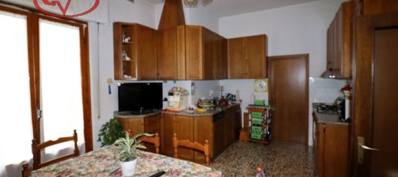 4-Zimmer Wohnung in Montevarchi, Italy, Nr. 133243 9