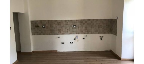 5-Zimmer Wohnung in Genoa, Italy, Nr. 254305 5