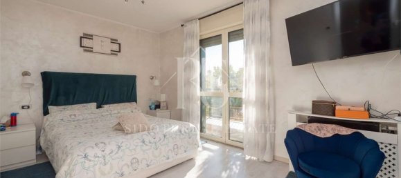 3 rooms Apartment in Pioltello, Italy No. 2578 6