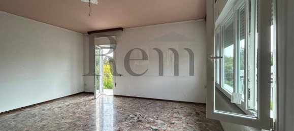 7 bedrooms Apartment in Treviso, Italy No. 331614 10
