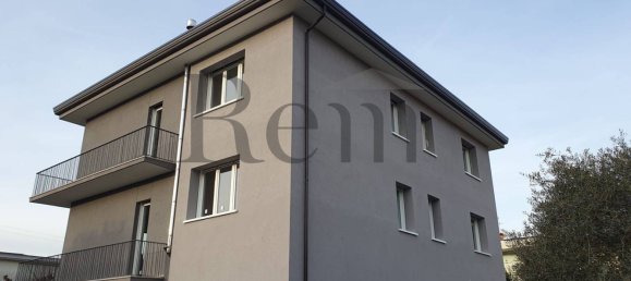 7 bedrooms Apartment in Treviso, Italy No. 331614 2