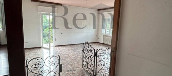 7 bedrooms Apartment in Treviso, Italy No. 331614 12