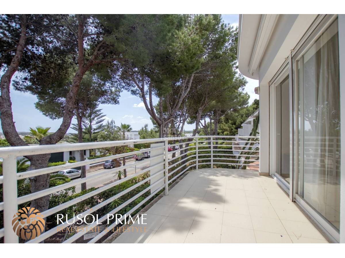 Apartamento de 4 dormitorios en Es Mercadal, Spain No. 5540