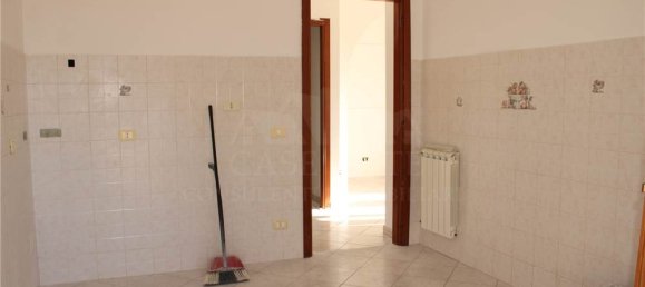 3 Schlafzimmer Villa in Ardea, Italy, Nr. 55921 31