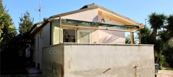 3 Schlafzimmer Villa in Ardea, Italy, Nr. 55921 8