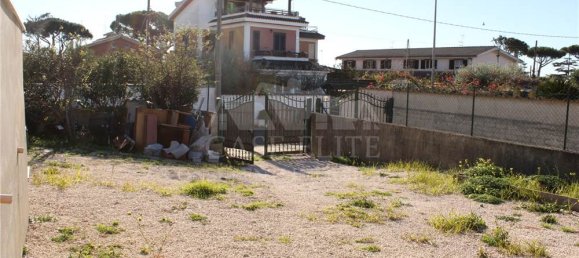 3 Schlafzimmer Villa in Ardea, Italy, Nr. 55921 16