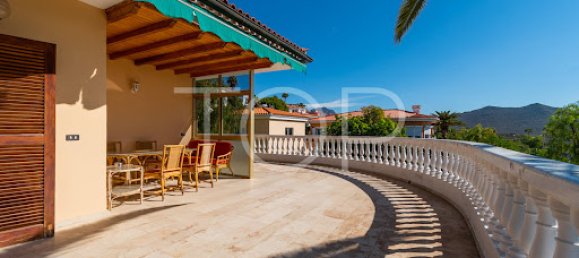 9 chambres Villa à Arona, Spain No. 139187 3