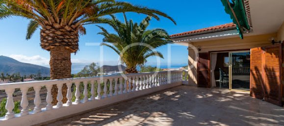 9 chambres Villa à Arona, Spain No. 139187 6