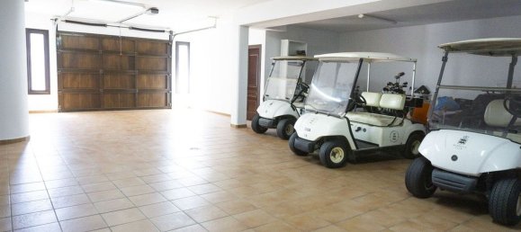 5 bedrooms Villa in Malaga, Spain No. 146693 39