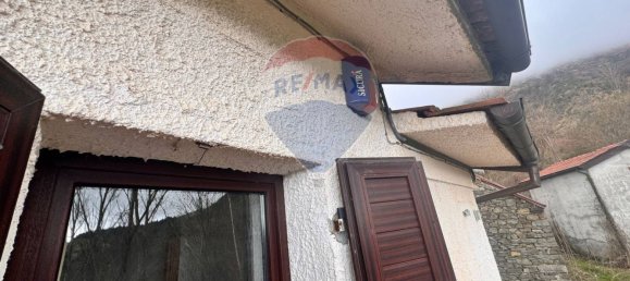 2 bedrooms House in Rocchetta di Vara, Italy No. 149093 6