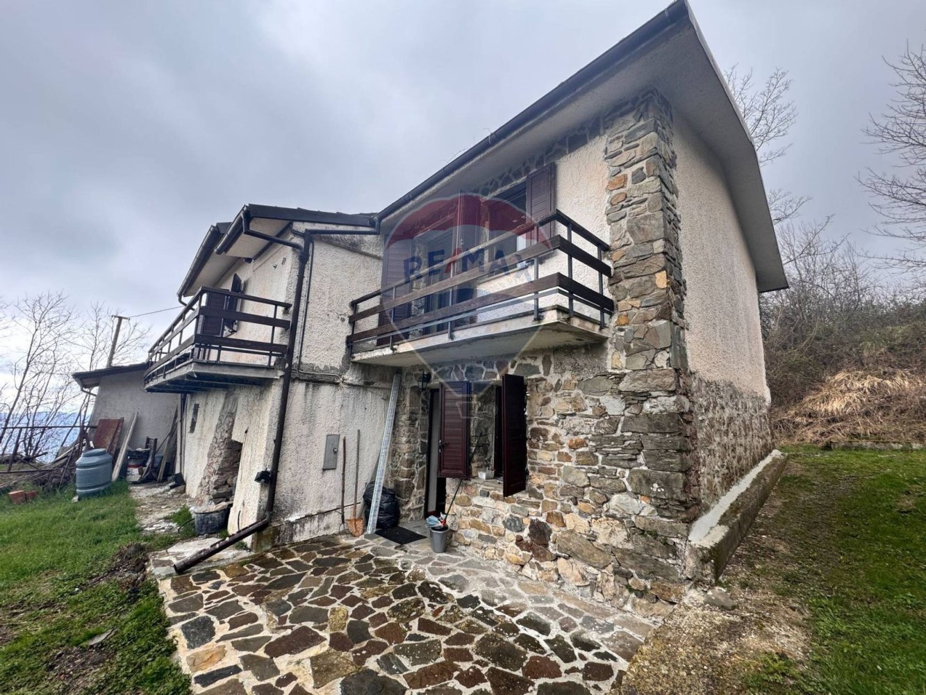 2 bedrooms House in Rocchetta di Vara, Italy No. 149093