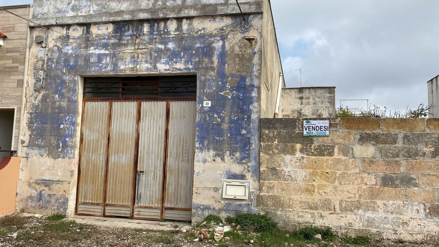 Terreno em Salve, Italy 520 m² N.º 156779