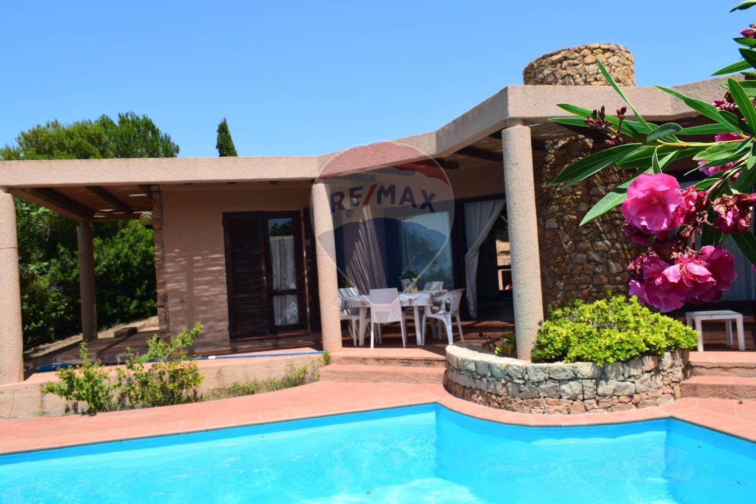 4غرفة فيلا في Trinità d'Agultu e Vignola, Italy رقم 229273