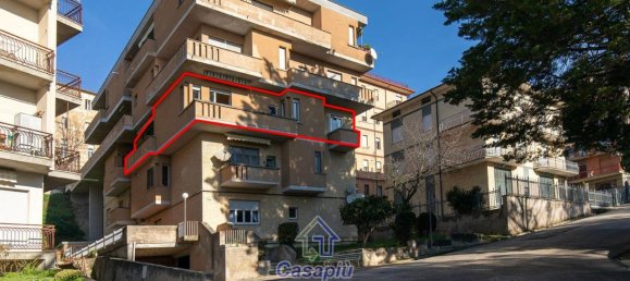 Apartamento de 5 habitaciónes en Morrovalle, Italy No. 25785 2