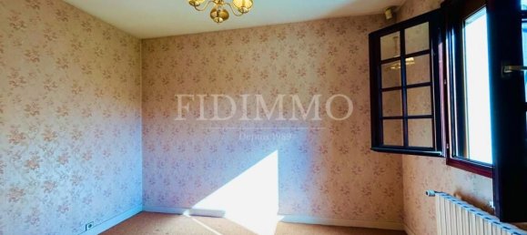 3 Schlafzimmer Haus in Chennevieres-sur-Marne, France, Nr. 175906 4