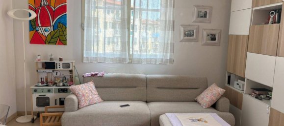 2 bedrooms Penthouse in Florence, Italy No. 329717 5