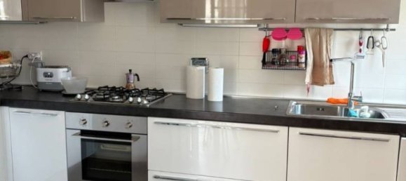 2 bedrooms Penthouse in Florence, Italy No. 329717 3