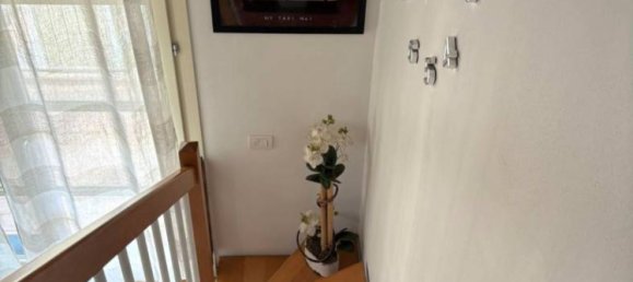 2 bedrooms Penthouse in Florence, Italy No. 329717 32