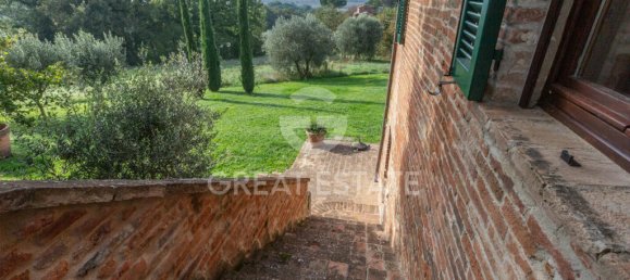 Дом с 3 спальнями в Кастильоне дель Лаго, Италия № 172565 8