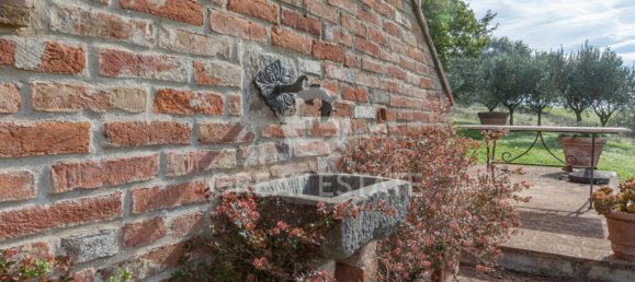 Дом с 3 спальнями в Кастильоне дель Лаго, Италия № 172565 9