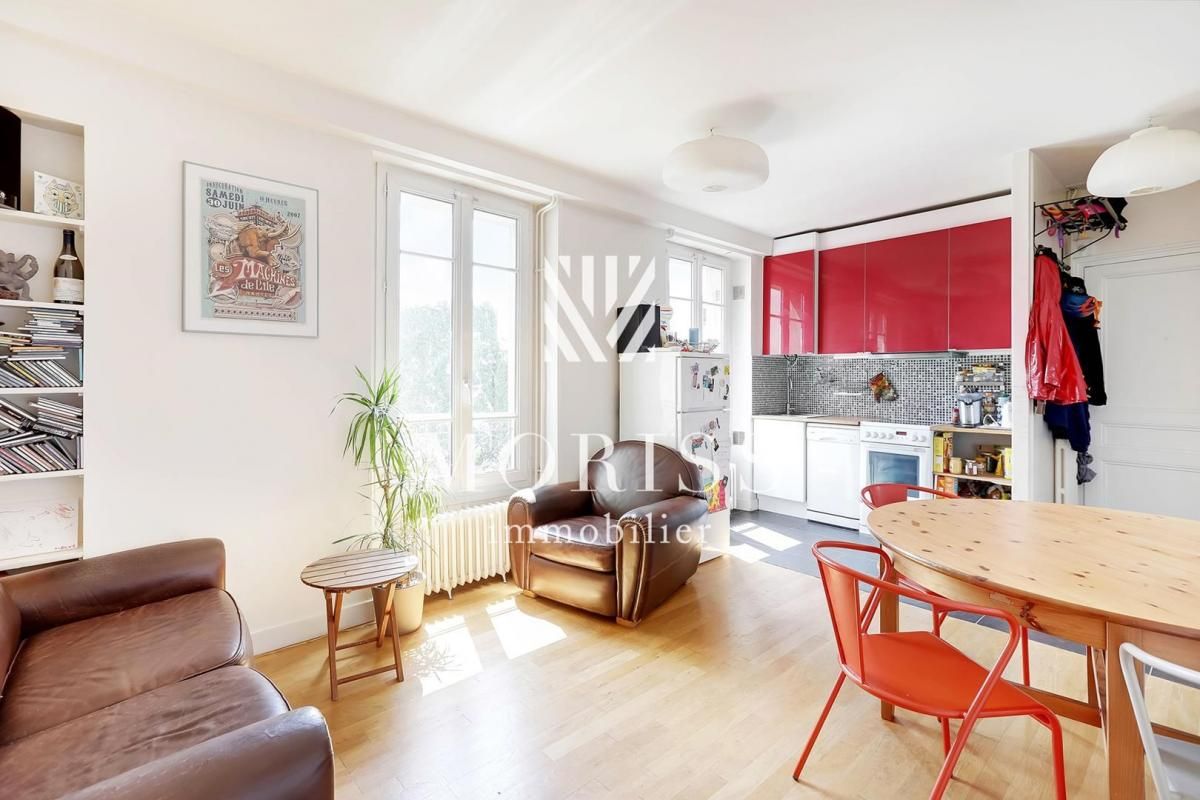 Квартира с 2 спальнями в Монтрёй, Франция № 185949