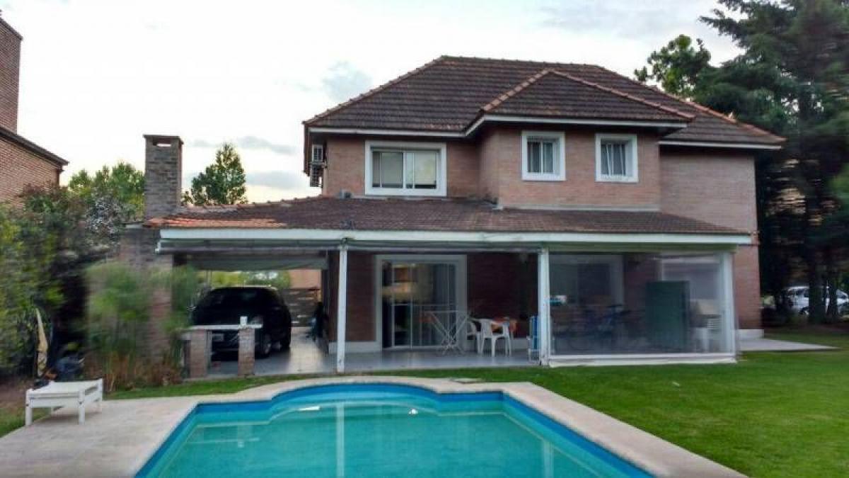 4 bedrooms House in Escobar, Argentina No. 54202