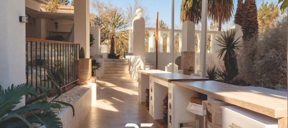 4 bedrooms House in Valencia, Spain No. 171760 8