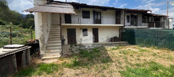 4 rooms House in Bagnolo Piemonte, Italy No. 279507 2