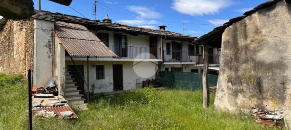 4 rooms House in Bagnolo Piemonte, Italy No. 279507 4