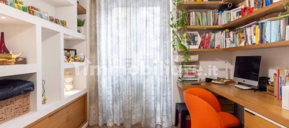 2 bedrooms Apartment in Naples, Italy No. 151091 4