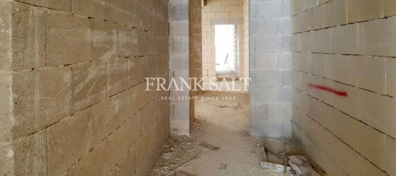 244m² Office in Swieqi, Malta No. 12021 16