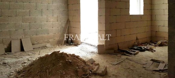 244m² Office in Swieqi, Malta No. 12021 15