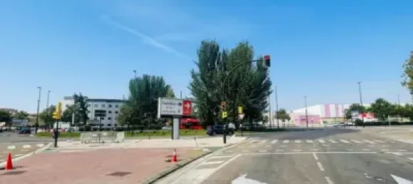 1318m² Land in Zaragoza, Spain No. 172479 14