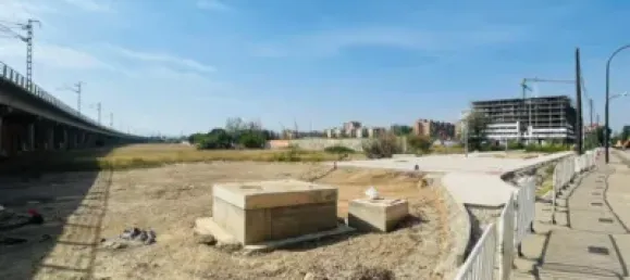 1318m² Land in Zaragoza, Spain No. 172479 33