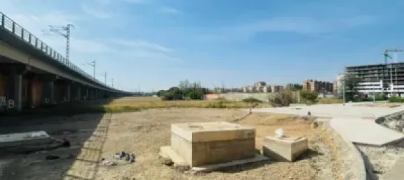 1318m² Land in Zaragoza, Spain No. 172479 31