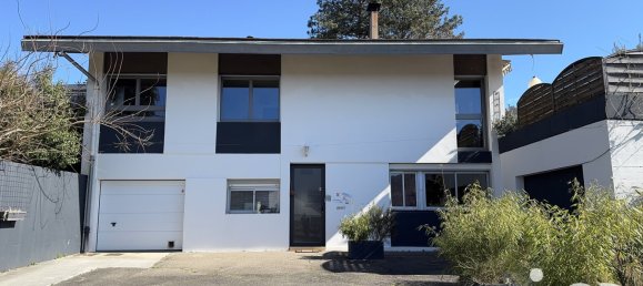 6 bedrooms House in Ornans, France No. 268628 6