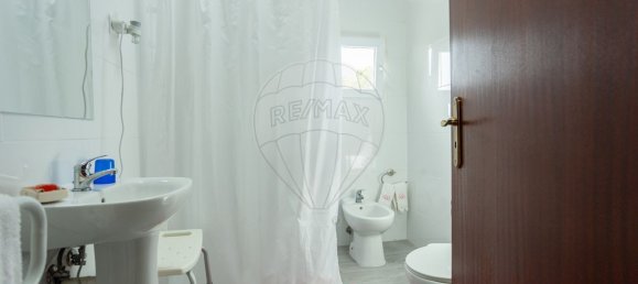 551m² Commercial property in Coruche, Portugal No. 62098 29