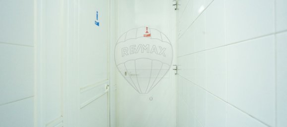 551m² Commercial property in Coruche, Portugal No. 62098 12