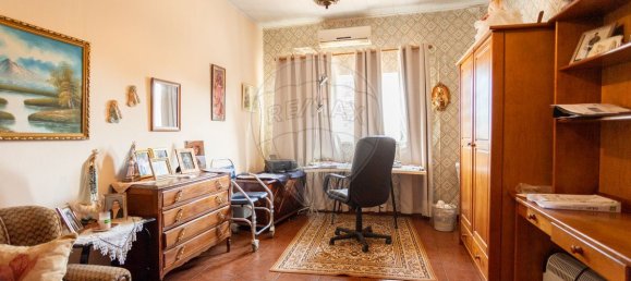 551m² Commercial property in Coruche, Portugal No. 62098 30