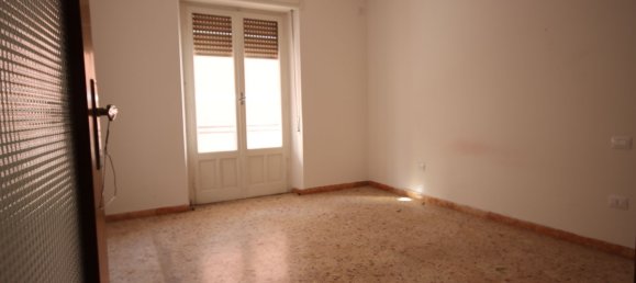 7-salle Appartement à Cagliari, Italy No. 50738 5