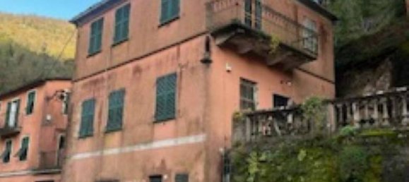 4 Schlafzimmer Haus in Avegno, Italy, Nr. 192837 22